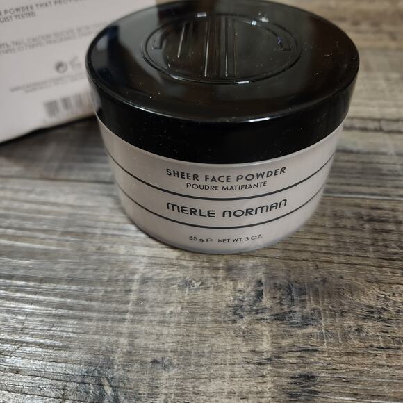 Merle Norman Sheer Face Powder Translucent new in package - Picture 4 of 6